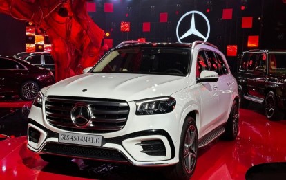 Ảnh thực tế Mercedes-Benz GLS 450 2025 tại Việt Nam: Xe được nâng cấp những gì so với bản cũ?